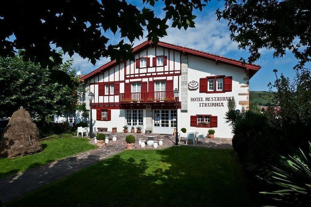 Hotel Ithurria - Teritoria Ainhoa Exterior photo